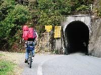 �����̃g���l��