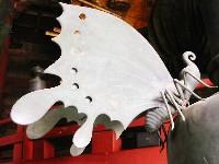 ���{���̋Ɋy��