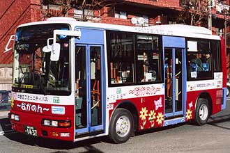 〔Ａ１５７〕　三菱ふそうＰＡ－ＭＥ１７ＤＦ（２００５年）