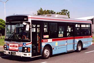 〔ＮＨ２１５３〕　いすゞＫＫ－ＬＲ２３３Ｊ１（２００１年）