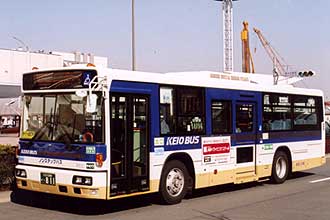 〔Ｍ４０５１０〕　日産ディーゼルＫＬ－ＵＡ４５２ＫＡＮ（２００５年）