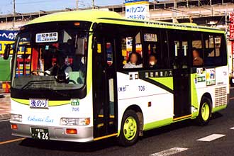 〔７０６〕　日野ＫＫ－ＲＸ４ＪＦＥＡ（２００１年）