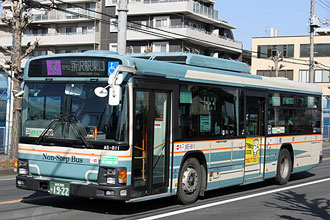 〔Ａ５－８１１〕　いすゞＱＫＧ－ＬＶ２３４Ｌ２（２０１５年）