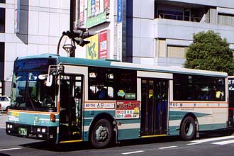 〔Ａ０－７１４〕　日産ディーゼルＫＬ－ＵＡ２７２ＫＳＮ（２０００年）