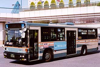 〔Ａ４－９９０〕　日産ディーゼルＫＬ－ＵＡ４５２ＭＡＮ（２００４年）