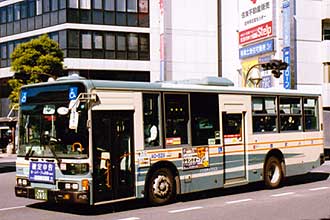 〔Ａ０－５２９〕　ＵＤトラックスＬＫＧ－ＡＰ３７ＦＫＦ（２０１０年）