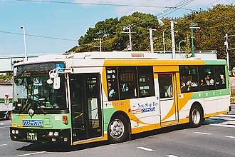 〔Ｎ－Ｋ４６５〕　日産ディーゼルＫＬ－ＵＡ４５２ＫＡＮ（２００３年）