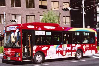 〔Ｅ７６４〕　いすゞＰＡ－ＬＲ２３４Ｊ１（２００６年）