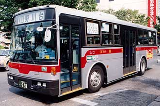 〔ＫＡ９１１〕　日産ディーゼルＰ－Ｕ３３Ｋ（１９８８年）