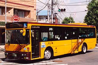 〔３００〕　日産ディーゼルＫＬ－ＪＰ２５２ＬＡＮ（２００２年）