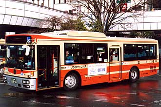 〔２３２〕　三菱ふそうＰＫＧ－ＡＡ２７４ＭＡＮ（２００８年）