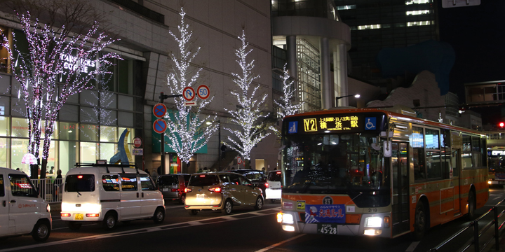 ２０１９年１２月１４日撮影　上大岡駅前