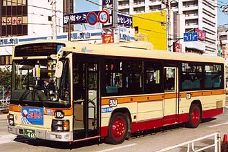 〔せ３３〕　いすゞＫＬ－ＬＶ２８０Ｌ１（２００３年）