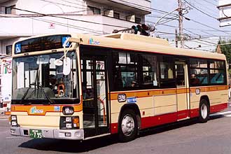 〔ふ０１５〕　いすゞＰＪ－ＬＶ２３４Ｎ１（２００５年）