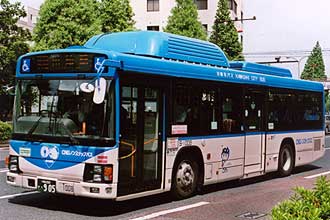 〔Ｓ－１００８〕　いすゞＰＫＧ－ＬＶ２３４Ｌ２（２００７年）