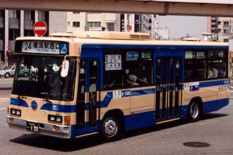 〔８－１５６８〕　いすゞＫＣ－ＬＲ３３３Ｊ(１９９９年）