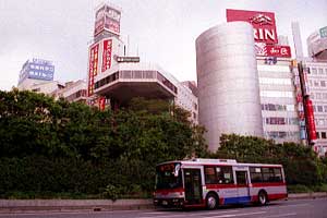 横浜駅西口