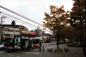 篠原池（岸根公園駅）