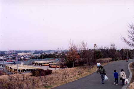 大和営業所・中山操車場（横浜神奈交バス中山営業所）