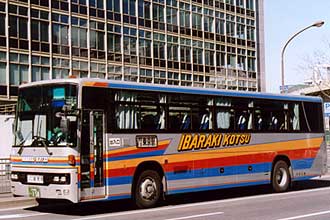 〔水戸２００か１５８〕　日産ディーゼルＫＬ－ＲＡ５５２ＲＴＮ（２０００年）