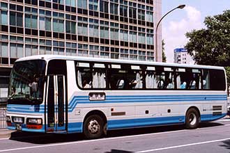 〔１７８８Ｇ〕　いすゞＫＣ－ＬＶ７８１Ｒ１（１９９９年）