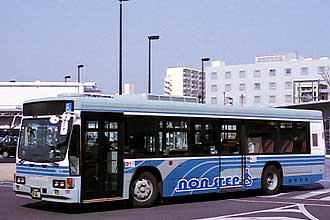 〔９３５５ＴＣ〕　いすゞＫＣ－ＬＶ８３２Ｌ（１９９９年）