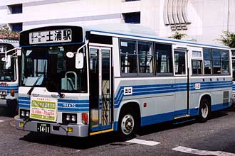 〔１５６４ＴＣ〕　日野Ｕ－ＲＪ３ＨＪＡＡ（１９９１年）