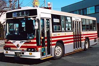 〔とちぎ２００か１０７〕　いすゞＵ－ＬＶ３２４ＫＪ（１９９０年）