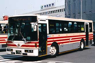 〔宇都宮２００か７７８〕　いすゞＵ－ＬＶ３２４Ｌ（１９９４年）