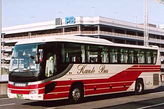 〔宇都宮２００か７２２〕　いすゞＡＤＧ－ＲＵ１ＥＳＡＮ（２００６年）
