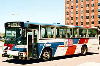 〔２２２９〕　日野ＫＣ－ＨＵ３ＫＭＣＡ（１９９９年）