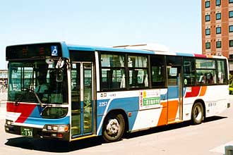 〔２２５７〕　日野ＫＬ－ＨＵ２ＰＭＥＡ（２００３年）