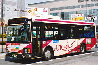 〔７６０１５〕　いすゞＰＡ－ＬＲ２３４Ｊ１（２００６年）