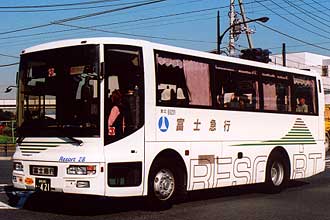 〔Ｅ８２５１〕　日産ディーゼルＫＬ－ＲＰ２５２ＦＢＮ（２００２年）