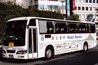 〔Ｆ８５０５〕　日産ディーゼルＫＬ－ＲＡ５５２ＲＢＮ（２００５年）