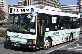 〔湘南２００か２３３９〕　いすゞＰＤＧ－ＬＲ２３４Ｊ２（２００７年）