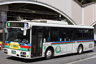 〔湘南２００か２０９９〕　日産ディーゼルＡＤＧ－ＲＡ２７３ＫＡＮ（２００５年）