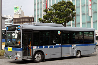 〔静岡２００か８９０〕　いすゞＳＫＧ－ＬＲ２９０Ｊ２（２０１７年）