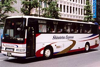 〔静岡２２き２９８２〕　日野ＫＣ－ＲＵ３ＦＳＣＢ（１９９６年）