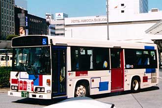 〔静岡２００か３６１〕　日野ＰＢ－ＨＲ７ＪＨＡＥ（２００５年）