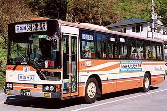 〔４４３〕　三菱ふそうＵ－ＭＰ２１８Ｍ（１９９２年）