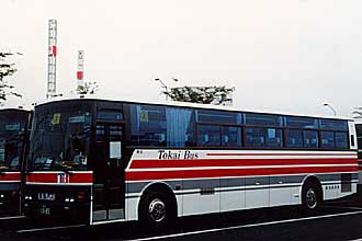 〔沼津２２く１０８５〕　いすゞＰ－ＬＶ２１９Ｓ（１９８７年）