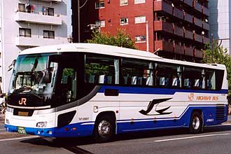 〔７４７－０５９５７〕　日野ＡＤＧ－ＲＵ１ＥＳＡＡ（２００５年）