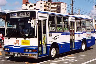 〔３２４－３９０１〕　三菱ふそうＵ－ＭＫ６１８Ｊ（１９９４年）