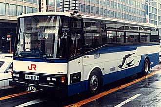 〔７４８－７９５５〕　日産ディーゼルＰ－ＲＡ５３ＴＡＥ（１９８８年）