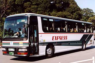 〔５９２６〕　いすゞＫＣ－ＬＶ７８１Ｒ（１９９９年）