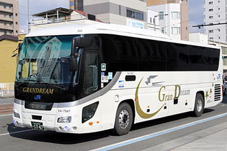 〔６４１－１７９４７〕　いすゞ２ＴＧ－ＲＵ１ＡＳＤＪ（２０１７年）