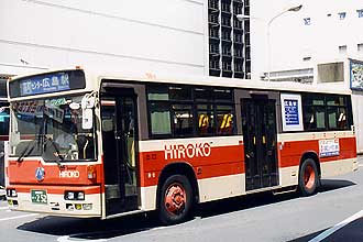 〔７５９－０５〕　日産ディーゼルＫＬ－ＵＡ４５２ＭＡＸ（２０００年）