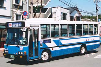 〔熊本２２か２６８３〕　いすゞＵ－ＬＲ３３２Ｊ（１９９２年）