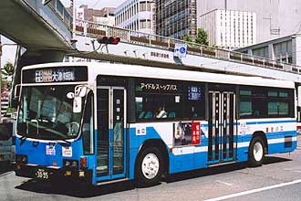 〔熊本２２か３０９５〕　いすゞＫＣ－ＬＶ２８０Ｎ（１９９６年）